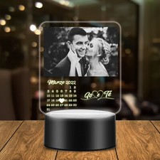 Lampada Led da Tavolo in Plexiglass di Coppia Personalizzata con Foto e Data