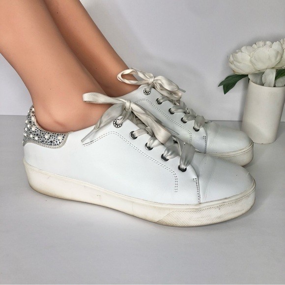 12M Naturalizer Morrison Solid White Rhinestones … - image 1