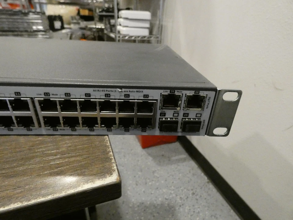 HP Procurve HPE 2620-24 Port | Gigabit Ethernet Switch J9623A-60101 Layer 3 - Image 4 of 4