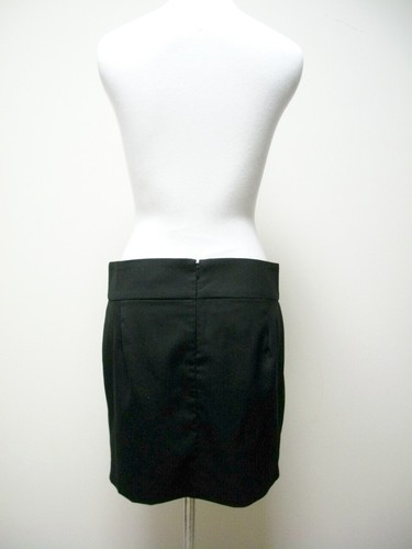 GUESS Black Pleated Faux Wrap Front Mini Skirt Size 26 EUC - Picture 3 of 4