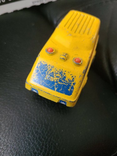 Vintage Mattel 1979 Metal 3.5” Yellow Rescue Truck - Picture 2 of 4