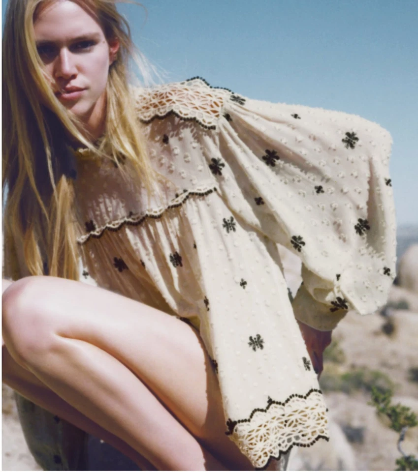 Blusa Zara Mujer Manga Larga Bordada Encaje Malla Punteada Beige Talla M Nueva con Etiquetas