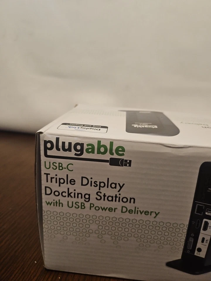 Plugable USB-C Triple Display Docking Station w/ Charging Support Power Delivery - Image 2 of 4
