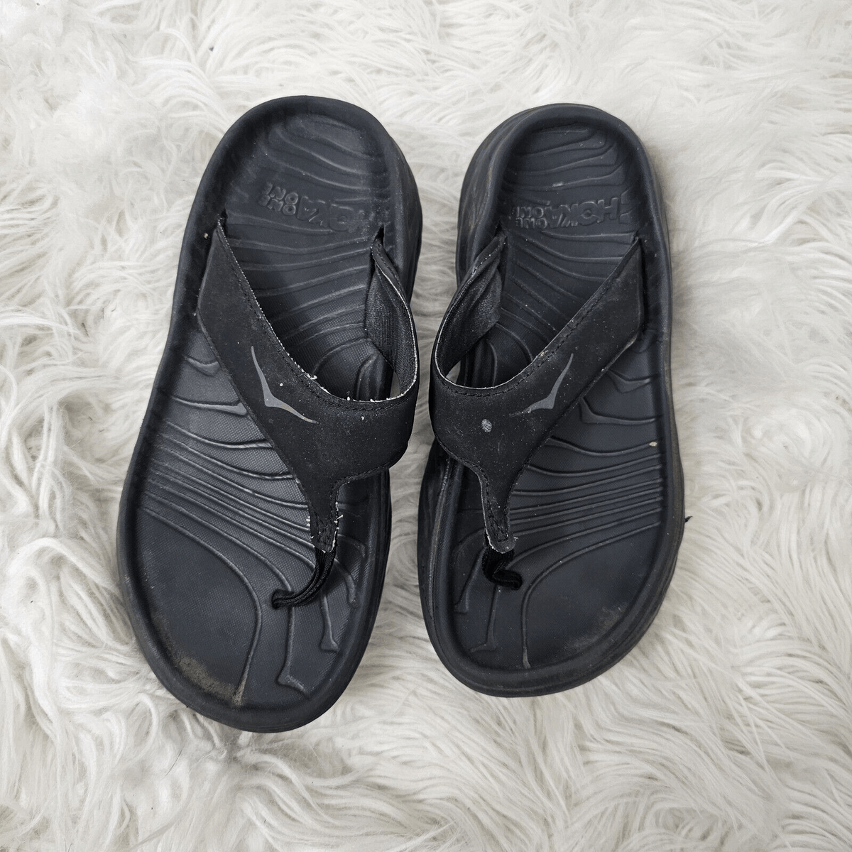 HOKA ONE UNISEX 