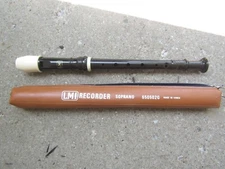 LMI Recorder Soprano 650502G nice with case too