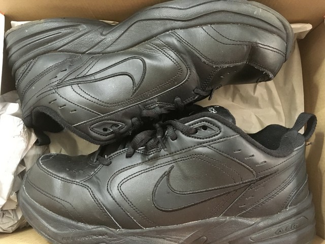 nike air monarch 11 wide