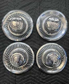 OEM Used Set Chevrolet Camaro Chevelle Corvette Rally Center Caps 3925805