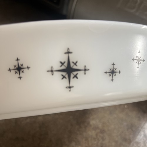 Vintage Pyrex Atomic divided dish 1.5 Qt - No Lid - Picture 3 of 7
