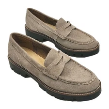 House of Harlow 1960 Shoe Gunner Taupe Suede Penny Loafer Size 10 Lug Sole