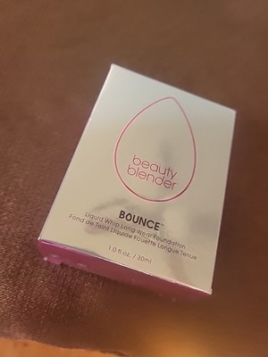 Beauty Blender Bounce Foundation Shade 1.20C NIB Full Size