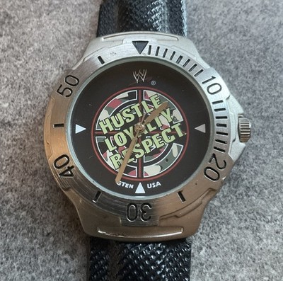 WWE Hustle Loyalty Respect Mens Watch 39mm Silver Tone Case Black Logo Dial A5