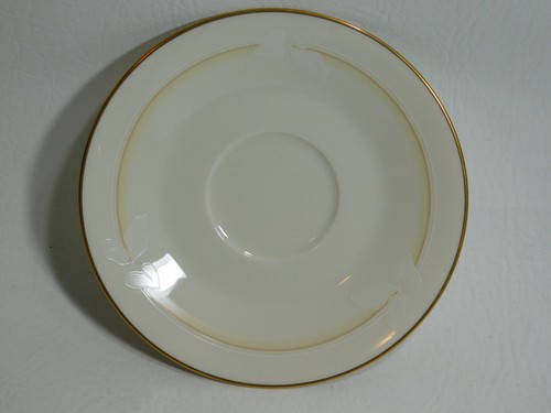 Noritake Ivory China Devotion Rose Cup & Saucer Sets - 7271 - Lot of 4 - Picture 5 of 6