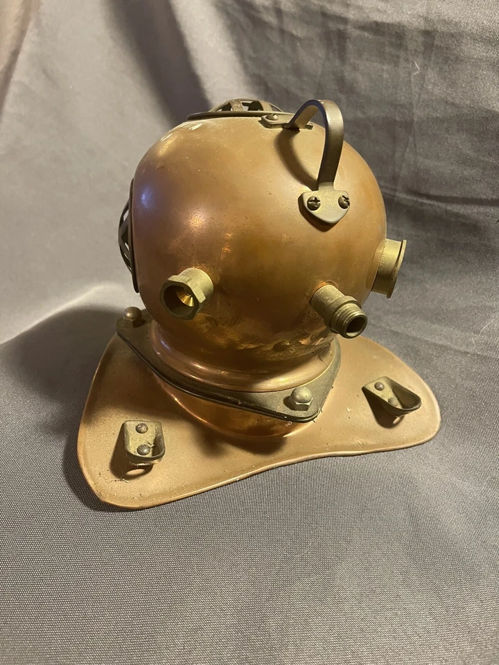 Reloj Vintage Publicidad Miniatura Buceo Casco Latón Cobre Náutico Marítimo Foto 4 de 4