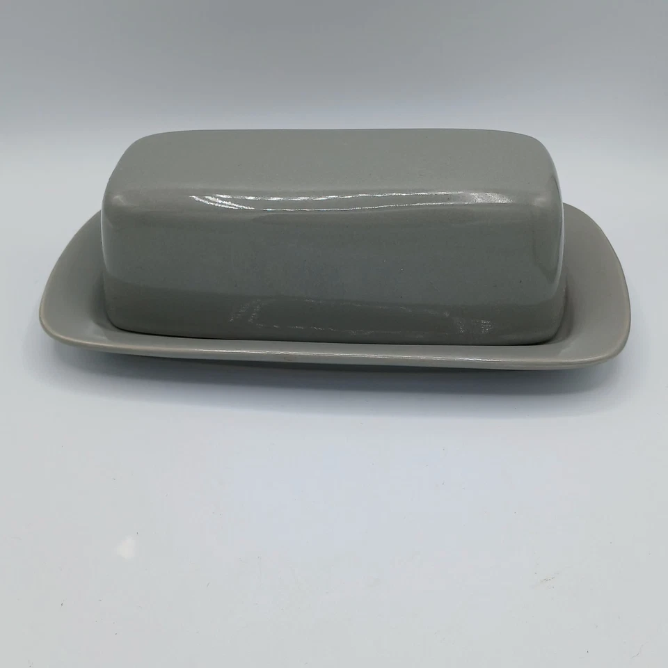 Plato de mantequilla gris callejero 10 fresa con cubierta apto para lavavajillas y microondas Foto 4 de 4