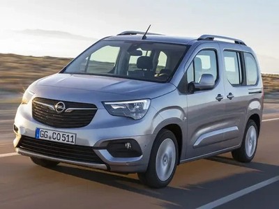 Opel Combo E Life Gummimatten 3D