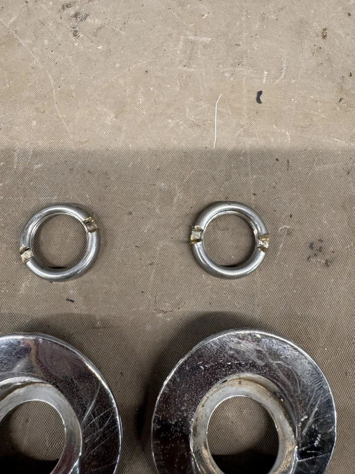 1963 1964 1965 Buick Riviera limpador de para-brisa braço transmissão porcas acabamento molduras - Imagem 4 de 4