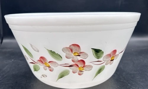 Vintage FEDERAL Glass Oven Proof 9” Gay Fad Peach Blossom White Milk Glass