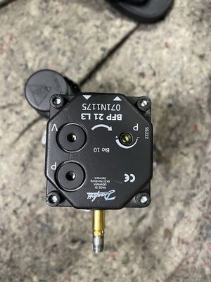 Danfoss Ölpumpe BFP 21 L3 +SIMEL Gebläsemotor mit Gebläserad für Elco CB VL 1.42