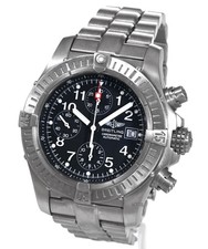 Breitling Avenger Chronograph Ref. E13360-308(Pre-Owned)Herrenuhr