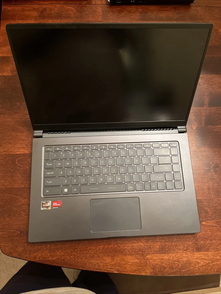 MSI 15 A5M 15.6" FHD | Ryzen 5 5500U, 16GB RAM, 512GB SSD -Laptop - Image 3 of 4