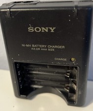 Genuine Sony BC-CS2A Ni-MH Battery Charger For Rechargeable AA AAA Batteries