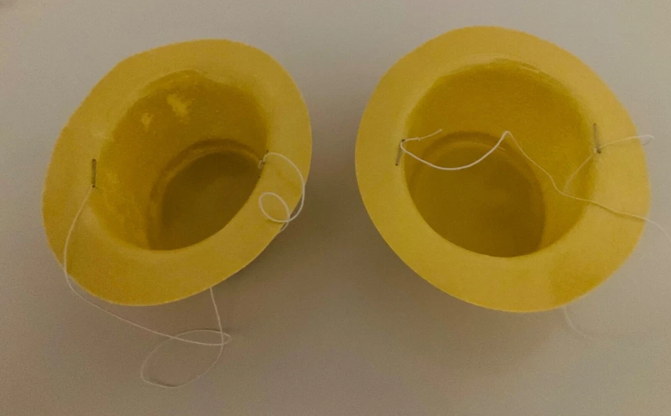 Lote de 2 Mini Sombreros Dorados Brillo Domador de León NYE Brillo Disfraz Accesorio Foto 3 de 3