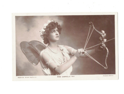SE2355   EARLY THEATRE FAMOUS MISS GABRIELLE RAY AS LOVE CUPID RPPC