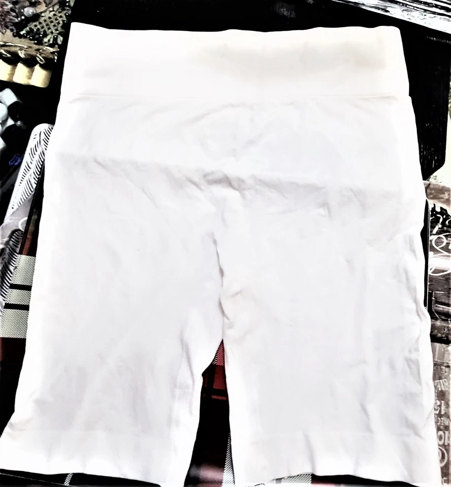 NUEVO LIFE SUAVIZANTE SIN COSTURAS BRAGUITA PANTY ETIQUETAS TALLA 3XL recomienda PARA TALLA XL Foto 4 de 4