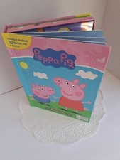 Peppa Pig My Busy Book w/figurines 2021 3yrs up