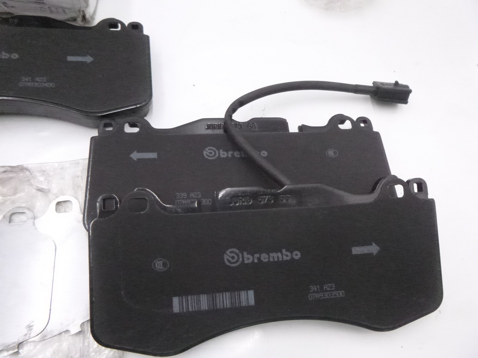 4 Pack Genuine OEM Maserati Brembo Levante Front Brake Pads Set SEE DESC