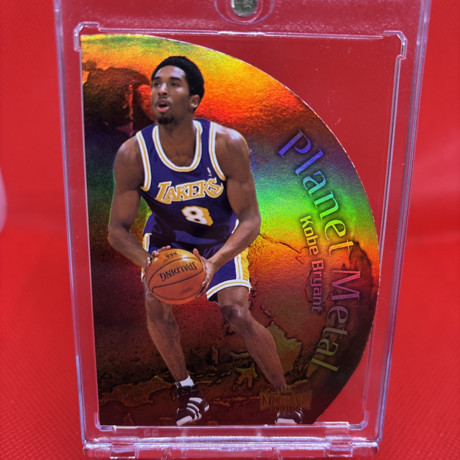 KOBE BRYANT 1998-99 Skybox Metal Universe Planet Metal #6 - Lakers CLEAN!