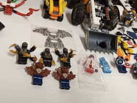 Lego Batman minifigures lot with DC Marvel 70920 70911 70915 76059 builds