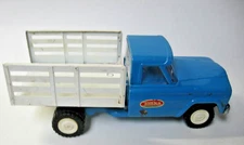 1960's VINTAGE ANTIQUE TONKA STAKE BED FARM TRUCK PRESSED STEEL BLUE AND WHITE