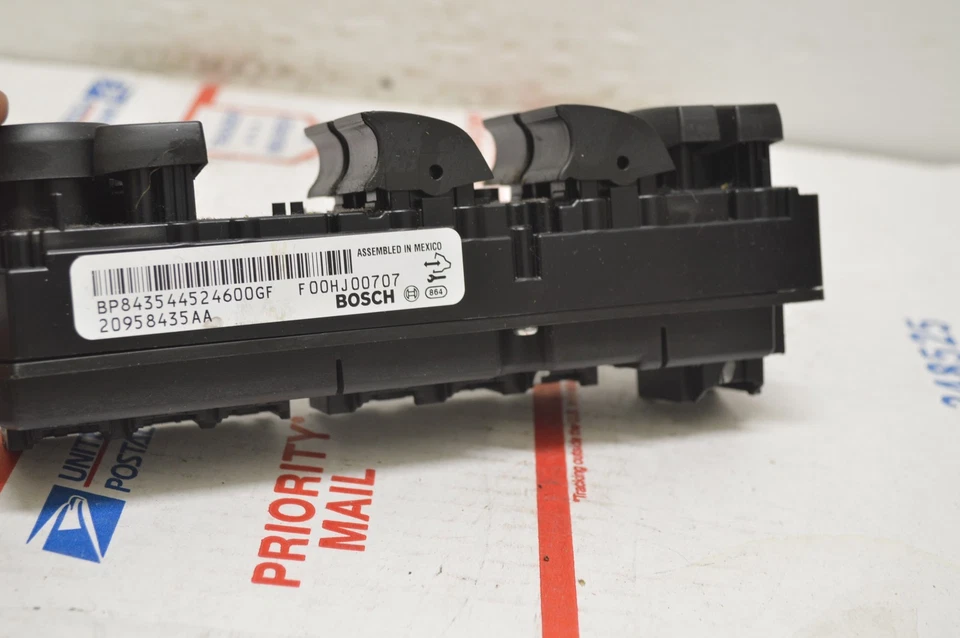 Buick Enclave 2010-2017 interruptor maestro ventana eléctrica botón puerta ventana MM74#039 Foto 3 de 4