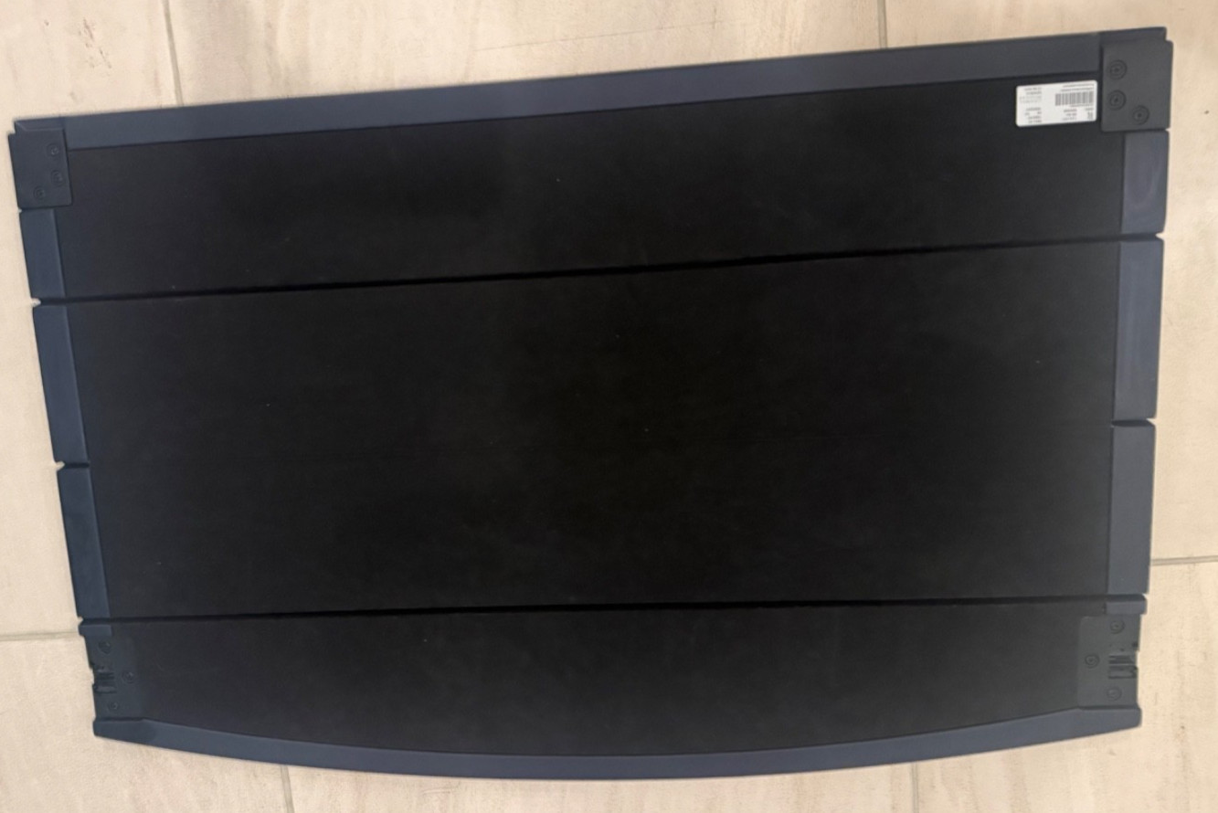 Rolls-Royce Cullinan Rear Luggage shelf