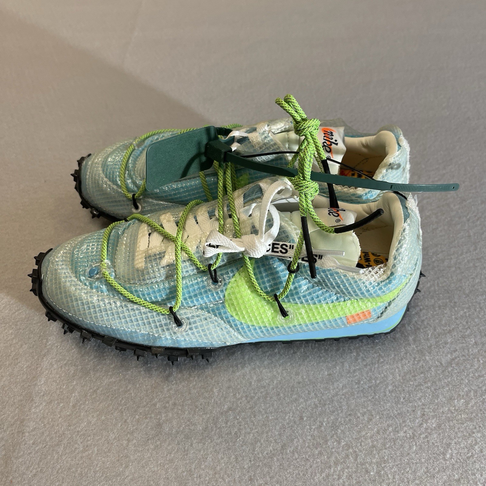 OFF WHITE X NIKE Taglia 7 5 Nike Off White x Waffle Racer Vivid Sky W