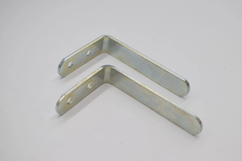 2x Twyford L-Shaped Metal Low Level Toilet Cistern Support Brackets 100 x 65mm - Image 3 of 4
