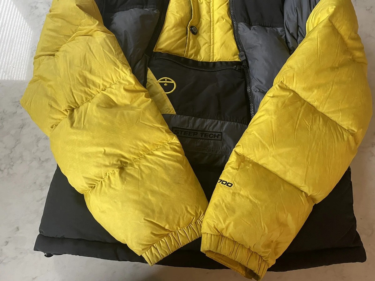 22020 THE NORTH FACE STEEP TECH DOWN JACKET GREY x TNF BLACK x