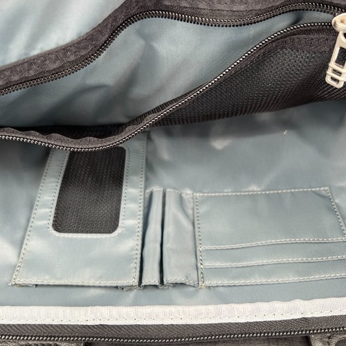 Tumi 2571D Czarny nylon Komputer Laptop Teczka Torba na ramię - Zdjęcie 13 z 15