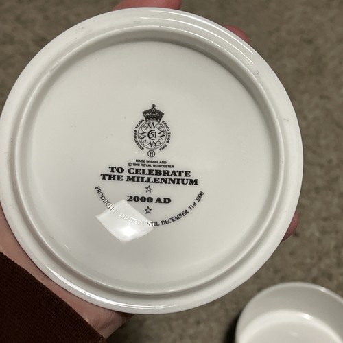 ROYAL WORCESTER MILLENNIUM 2000 AD LTD EDITION BOWL W/ LID. Perfect Condition. - Picture 10 of 10