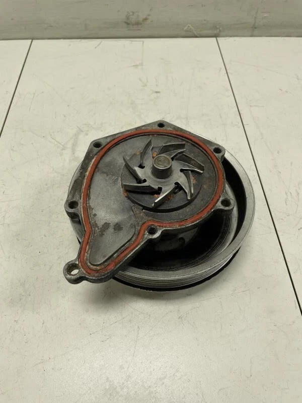 AUDI A4 3.2L 2007 BOMBA DE AGUA REFRIGERANTE FÁBRICA Foto 3 de 4
