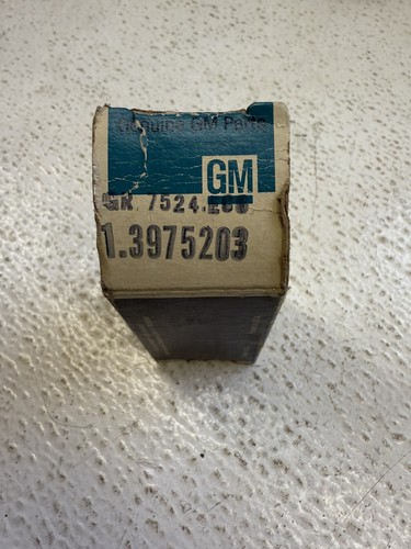 NOS 1973-86 Chevrolet GMC K10 K20 K30 Truck Front Spring Shackle Bushing 3975203 - Picture 5 of 5