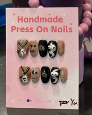 Press-On Nails Medium Oval Full Cover Pre-Designed 3D Halloween Black Beige