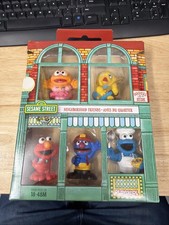 Playskool Sesame Street Neighborhood Friends ...