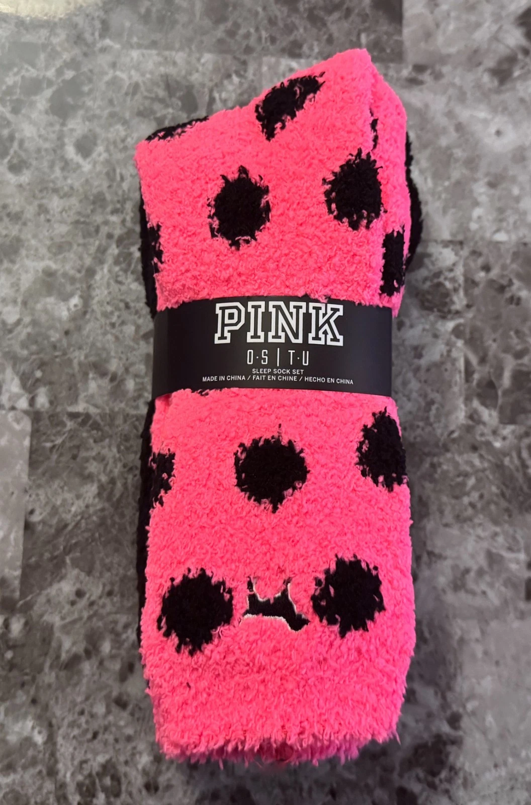 NEW VICTORIA'S SECRET PINK ONE SIZE SET 2 POLKA DOT PLUSH FUZZY RARE SLEEP SOCKS