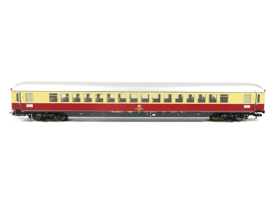 Roco H0 Personenwagen 1. Kl. TEE Rembrandt DB m. Licht aus Set 64074 - Bild 1 von 4