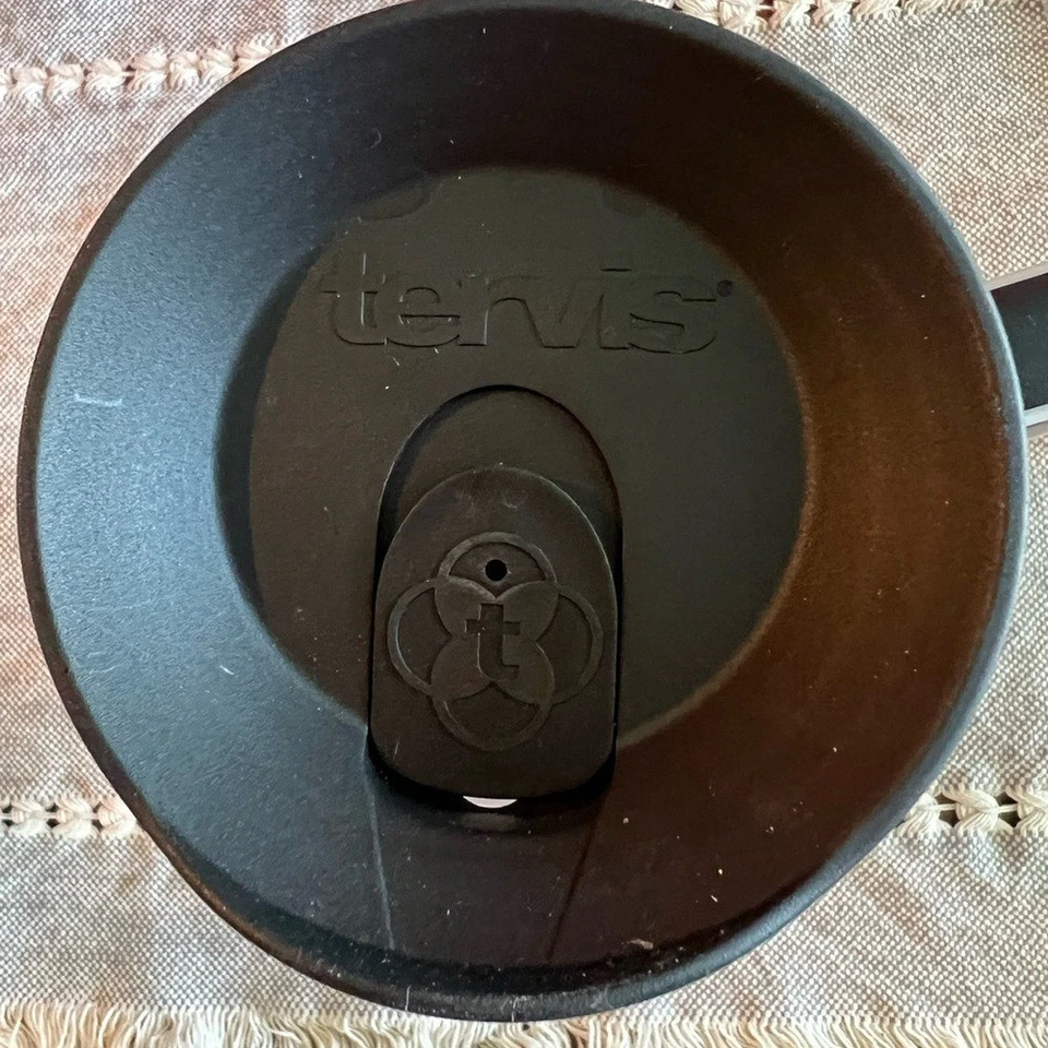 Vaso de viaje Tervis negro y dorado del Senado de los Estados Unidos, 24 oz, usado en excelente estado, taza de café, caliente/frío Foto 4 de 4