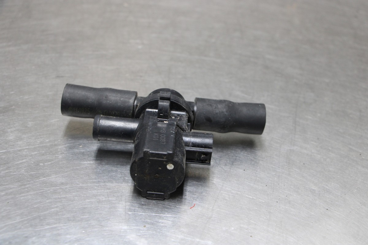 13-18 Kawasaki Ninja ZX6R Secondary Air Pair Valve Solenoid 13-18 Kawasaki Ninja ZX6R Secondary Air Pair Valve Solenoid