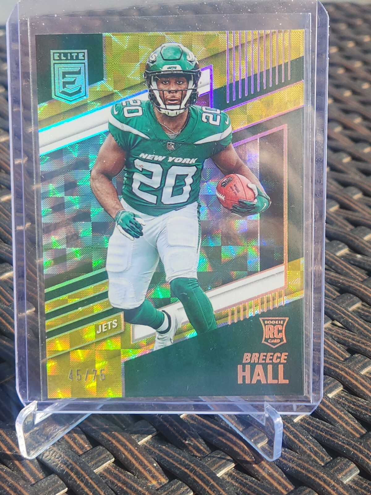 2022 Donruss Elite Breece Hall #108 NY Jets RC Yellow /75