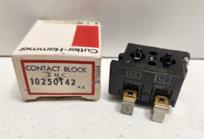 NEW OLD STOCK! EATON CUTLER-HAMMER 2N.C. SPADE TERMINAL CONTACT BLOCK 10250T42